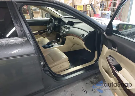 2010 Honda Accord Crosstour Ex-L z USA, uszkodzony, nr VIN 5J6TF1H52AL014087